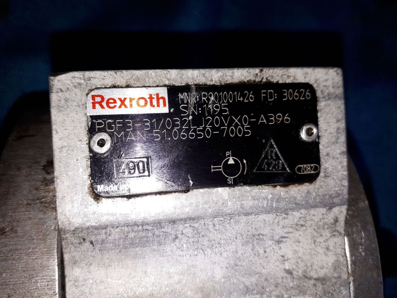 MAN REXROTH . R901001426 FD. 3026 ( 58727) ) Volvo City - Bomba de aceite para Autobús: foto 1 MAN REXROTH . R901001426 FD. 3026 ( 58727) ) Volvo City - Bomba de aceite para Autobús: foto 1