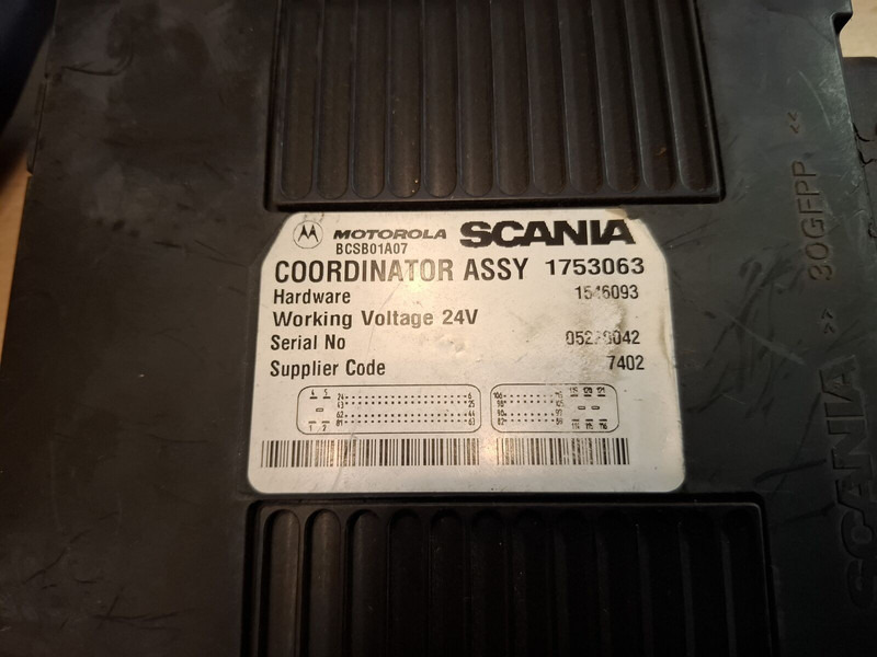 Scania C007. C006 - Unidad de control: foto 5 Scania C007. C006 - Unidad de control: foto 5