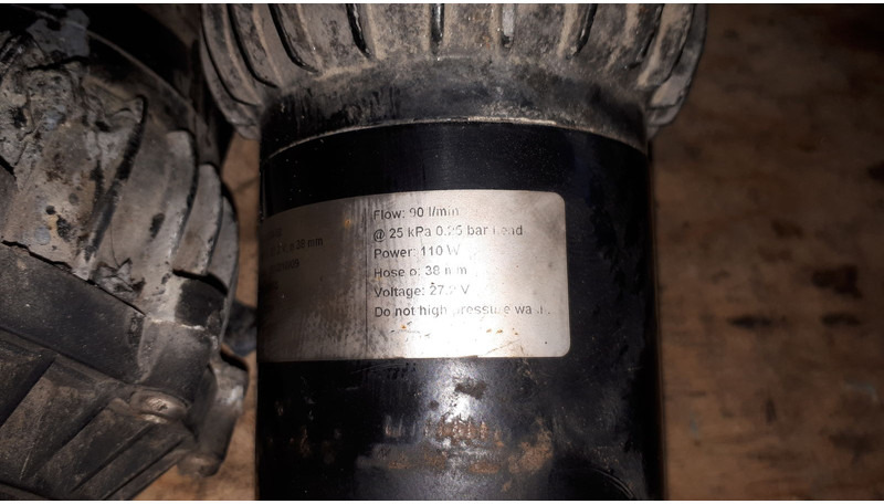 Scania Sphero U4856 - Bomba de refrigerante: foto 4 Scania Sphero U4856 - Bomba de refrigerante: foto 4
