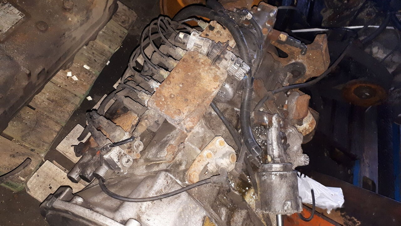 Volvo G8 EGS -VR / R1000 EGS 85001195 Volvo B7. B10,B12 - Caja de cambios para Autobús: foto 5 Volvo G8 EGS -VR / R1000 EGS 85001195 Volvo B7. B10,B12 - Caja de cambios para Autobús: foto 5