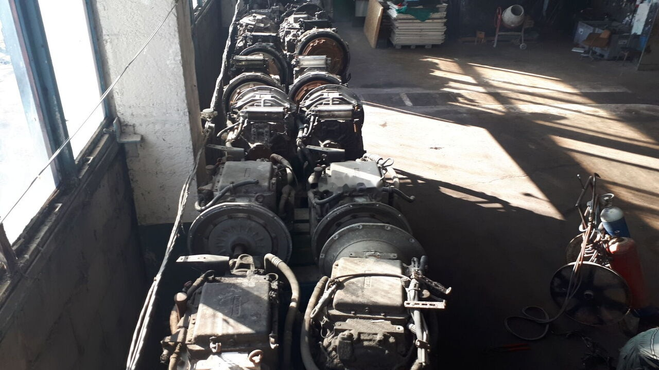 Volvo VOITH 864.5 \ 854.5 \ 854.3E. 864.3E/ 864.3/ 861/ 863 Volvo B12 / B7/ B10 - Caja de cambios para Autobús: foto 4 Volvo VOITH 864.5 \ 854.5 \ 854.3E. 864.3E/ 864.3/ 861/ 863 Volvo B12 / B7/ B10 - Caja de cambios para Autobús: foto 4