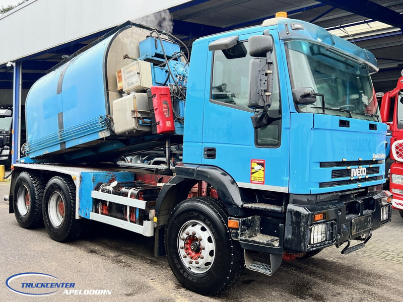 Iveco Eurotrakker 260E38 6x4 Big axle, Steel springs, Cursor 13, Bitumen heater 6m3 Richard Henne - Camión: foto 1 Iveco Eurotrakker 260E38 6x4 Big axle, Steel springs, Cursor 13, Bitumen heater 6m3 Richard Henne - Camión: foto 1