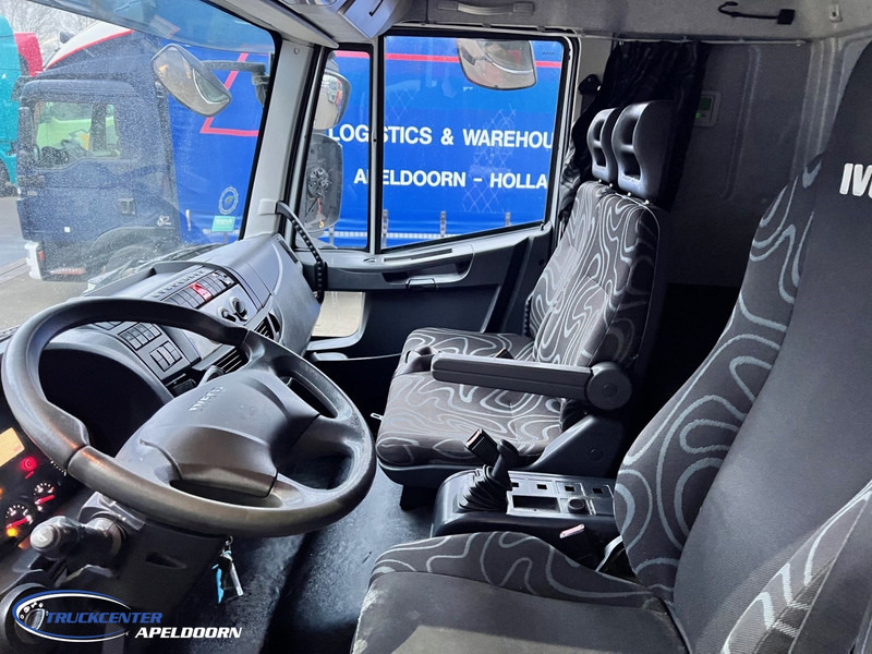 Iveco Eurocargo 150E28 175.650 km, AC, 2000 kg lift - Camión caja cerrada: foto 5 Iveco Eurocargo 150E28 175.650 km, AC, 2000 kg lift - Camión caja cerrada: foto 5