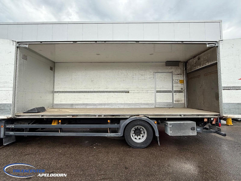 MAN TGM 19.290 Zijdeuren laadbak, 6 Cilinder, Slaapcabine, Euro 6 - Camión caja cerrada: foto 2 MAN TGM 19.290 Zijdeuren laadbak, 6 Cilinder, Slaapcabine, Euro 6 - Camión caja cerrada: foto 2