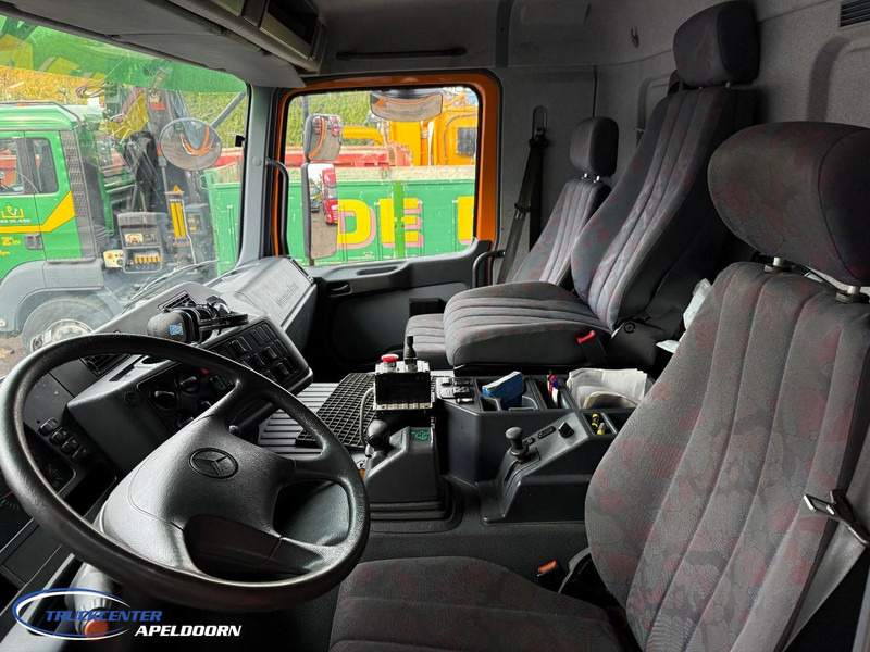 Mercedes-Benz Actros 1831 4x4 Naafreductie, Bladgeveerd, EPS, Originele kilometerstand! - Camión volquete: foto 5 Mercedes-Benz Actros 1831 4x4 Naafreductie, Bladgeveerd, EPS, Originele kilometerstand! - Camión volquete: foto 5
