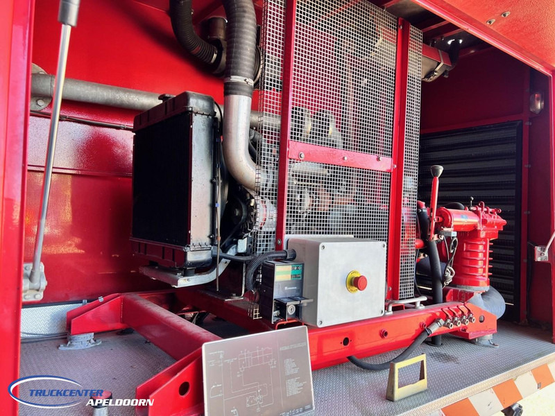 Renault Thomas Sides BS13 4x4, Twin engine! - Camión de bomberos: foto 5 Renault Thomas Sides BS13 4x4, Twin engine! - Camión de bomberos: foto 5