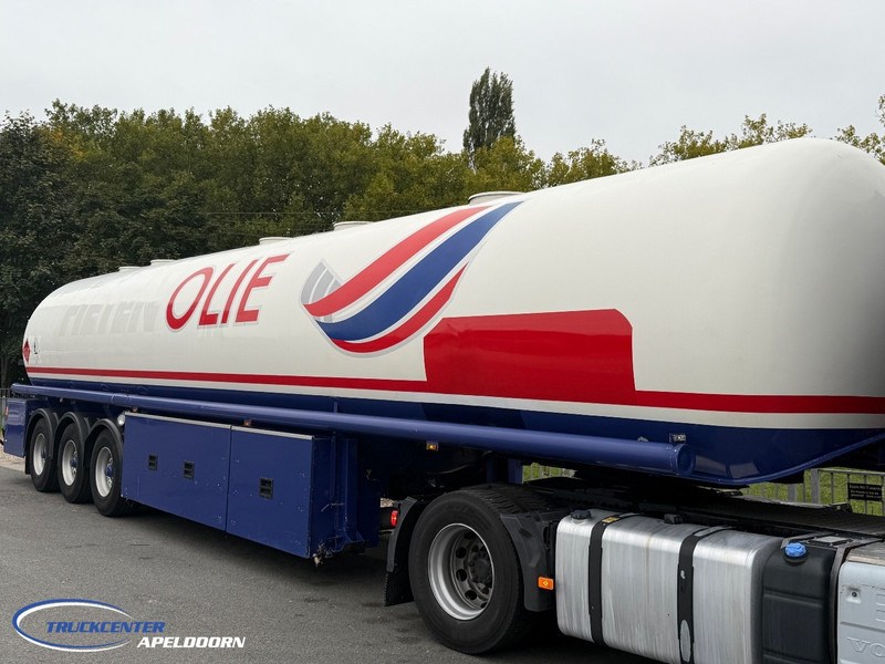 Schrader Z-STA 27-52,5/5 49.000 liter, 5 Compartimenten, ADR, Brandstof - Semirremolque cisterna: foto 2 Schrader Z-STA 27-52,5/5 49.000 liter, 5 Compartimenten, ADR, Brandstof - Semirremolque cisterna: foto 2