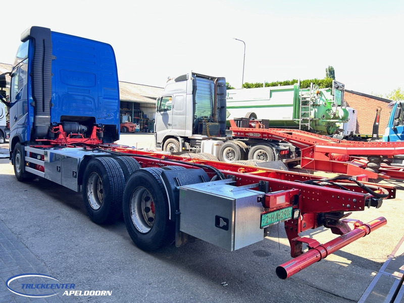 Volvo FH 540 6x4, Dual clutch, XL Globetrotter, PTO, Retarder - Camión chasis: foto 4 Volvo FH 540 6x4, Dual clutch, XL Globetrotter, PTO, Retarder - Camión chasis: foto 4