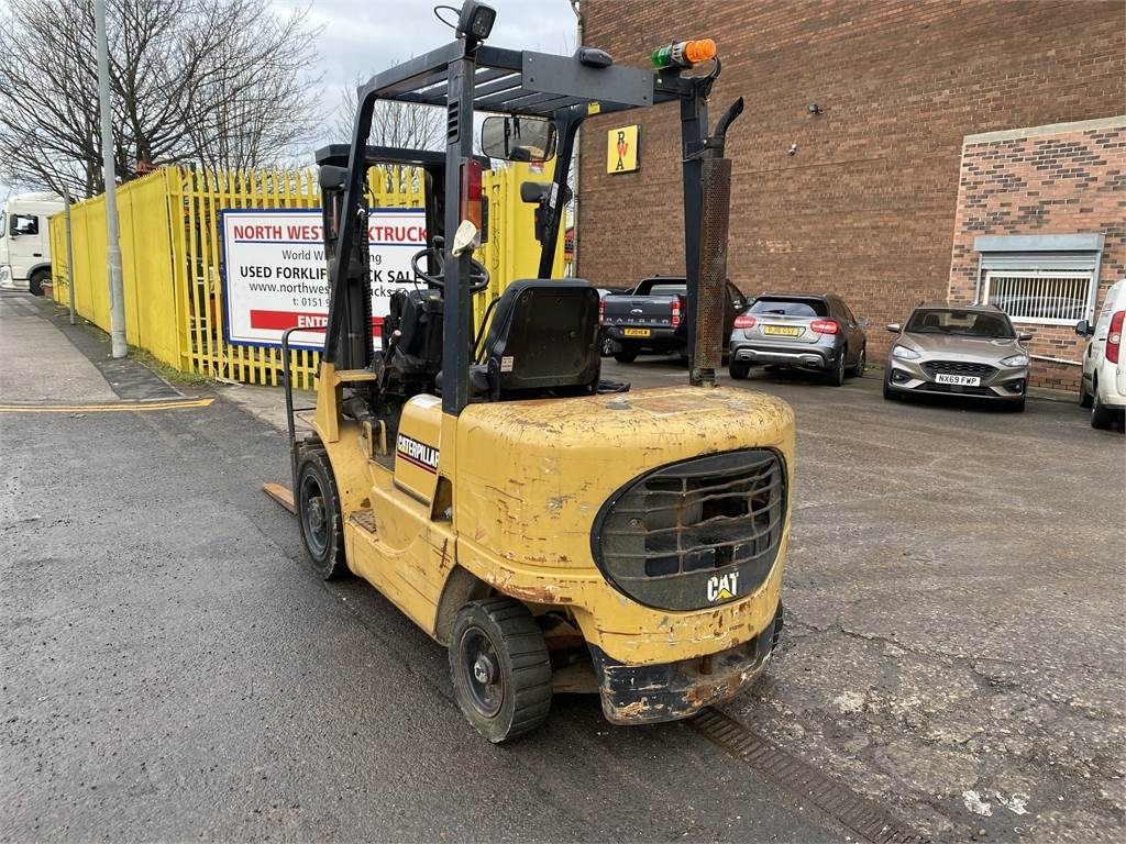 CAT DP25K - Carretilla elevadora diésel: foto 3 CAT DP25K - Carretilla elevadora diésel: foto 3