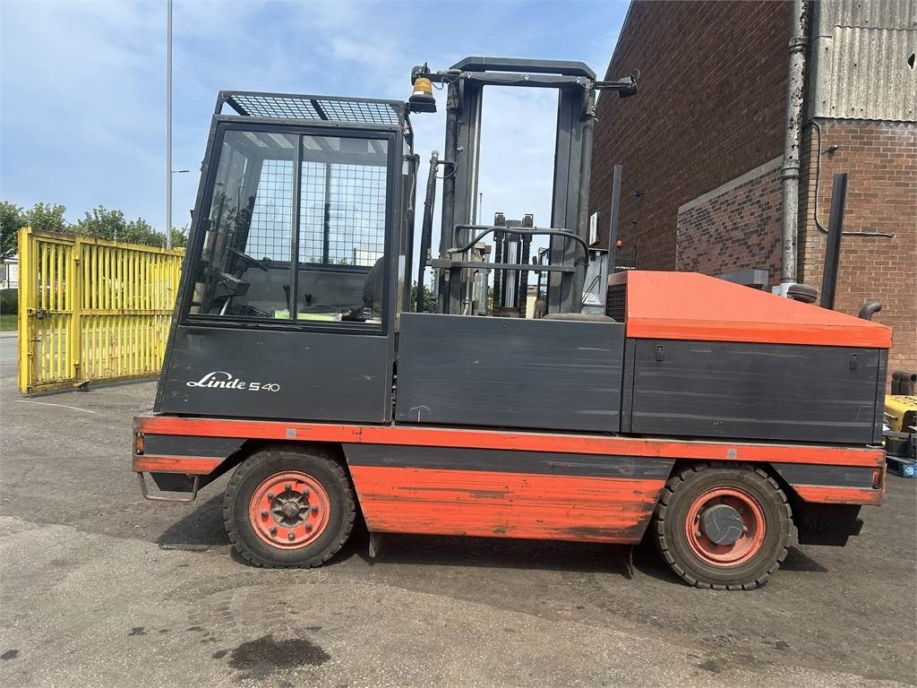 Linde S40 - Carretilla de carga lateral: foto 1 Linde S40 - Carretilla de carga lateral: foto 1