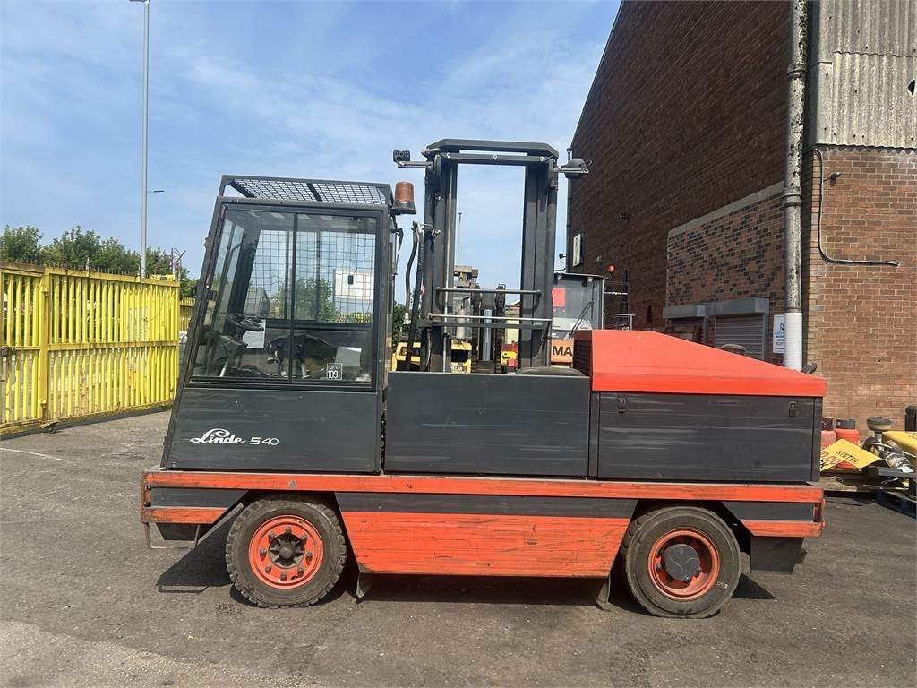 Linde S40 - Carretilla de carga lateral: foto 1 Linde S40 - Carretilla de carga lateral: foto 1