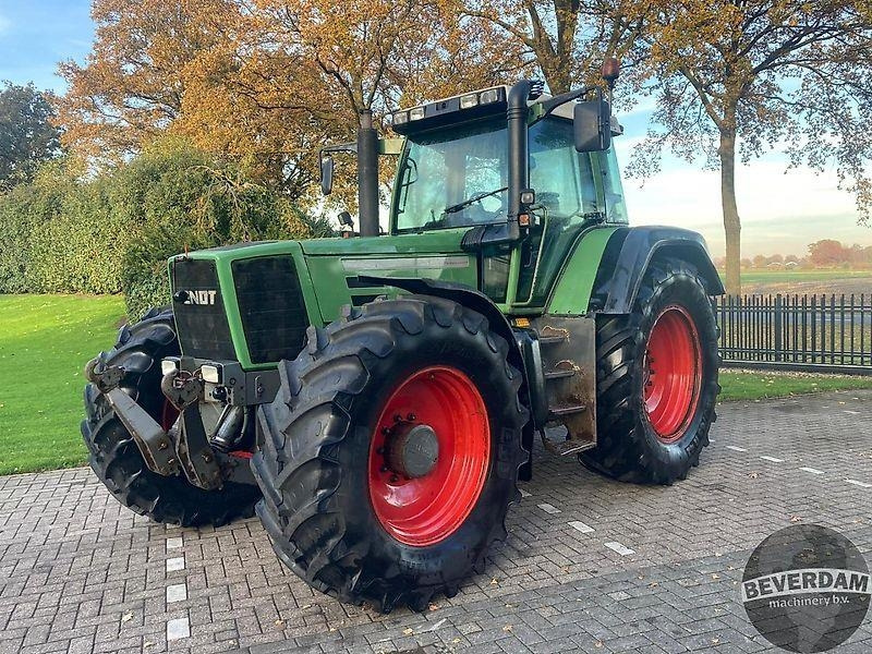 Fendt Favorit 824 - Tractor: foto 1 Fendt Favorit 824 - Tractor: foto 1
