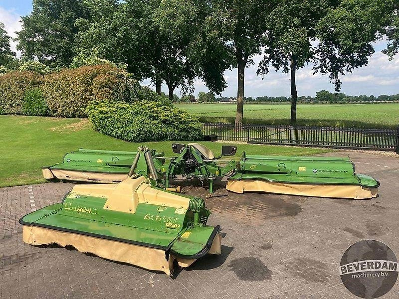 Krone Easy Cut B 1000 CV - EC F 320 CV - Segadora: foto 1 Krone Easy Cut B 1000 CV - EC F 320 CV - Segadora: foto 1