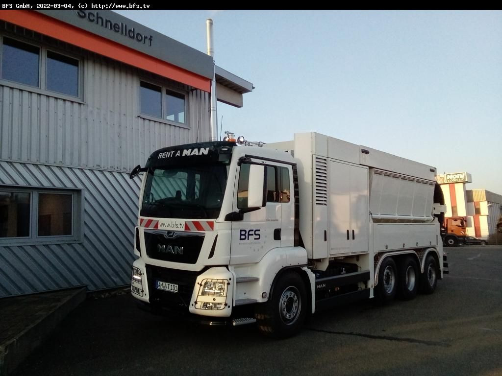 MAN TGS 35.510 8X4-4 BL RSP Saugbagger - Limpieza de alcantarillado: foto 1 MAN TGS 35.510 8X4-4 BL RSP Saugbagger - Limpieza de alcantarillado: foto 1