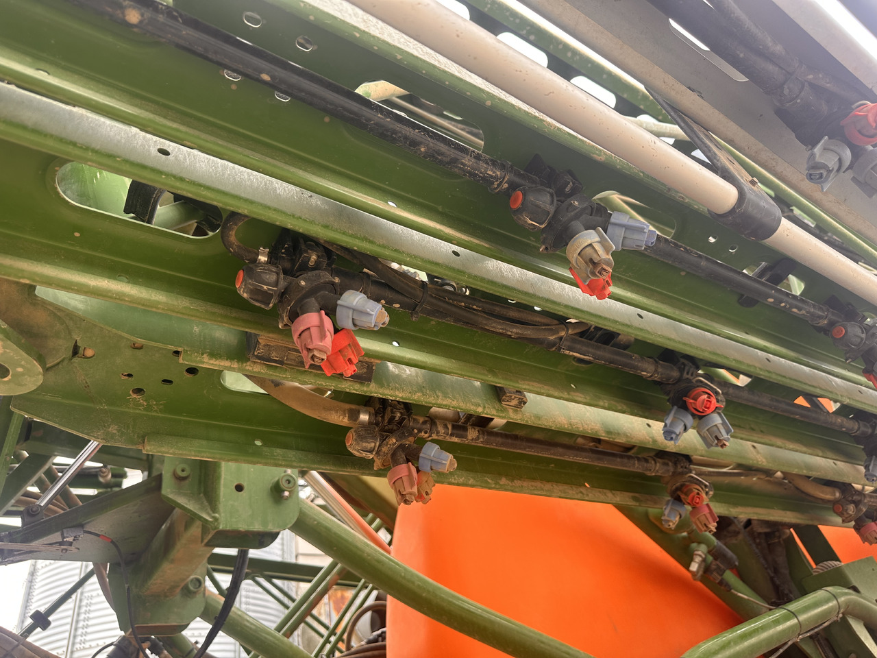 Pulverizador arrastrado AMAZONE UX 6200 36m GPS: foto 17