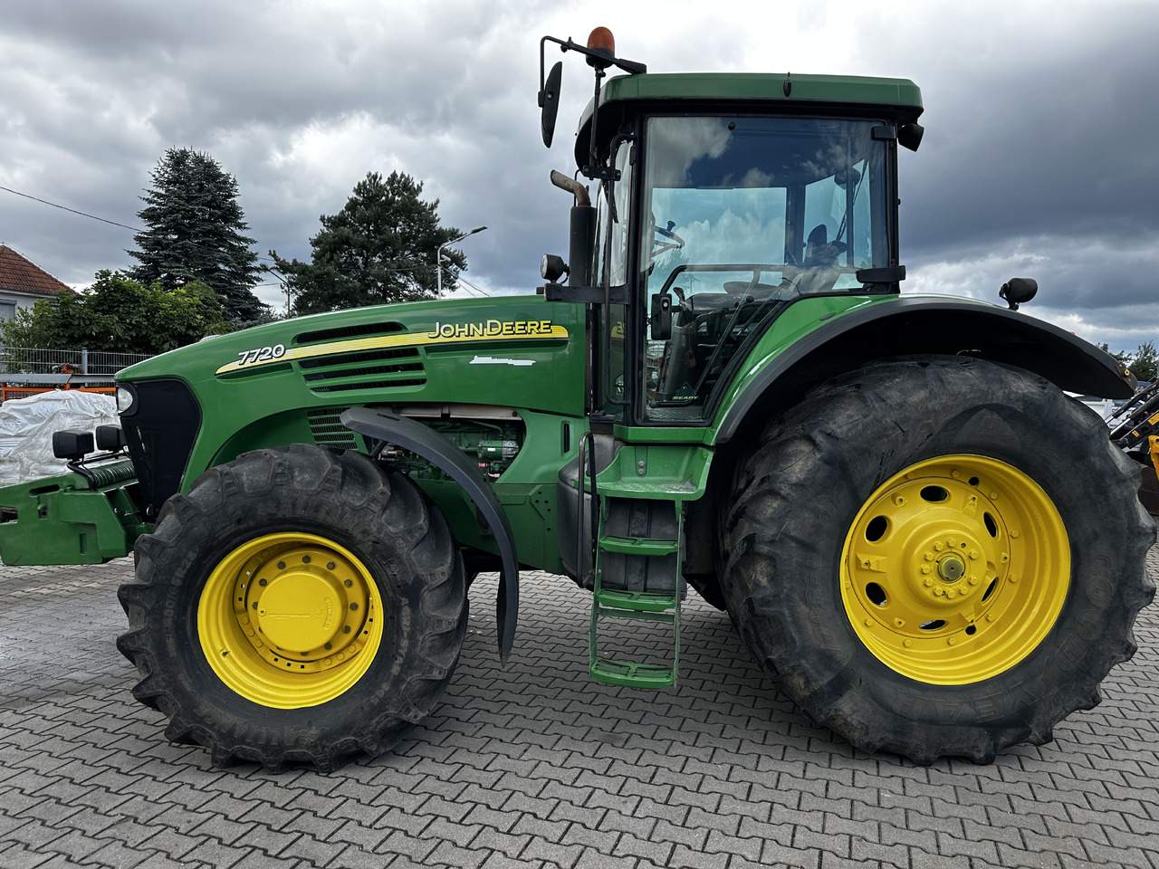 John Deere 7720 PowerQuad - Tractor: foto 4 John Deere 7720 PowerQuad - Tractor: foto 4
