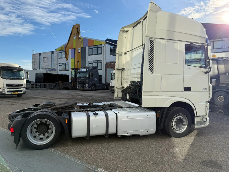 DAF XF 440 4X2 EURO 6 MEGA - ONLY 522.576 KM! - Cabeza tractora: foto 4 DAF XF 440 4X2 EURO 6 MEGA - ONLY 522.576 KM! - Cabeza tractora: foto 4