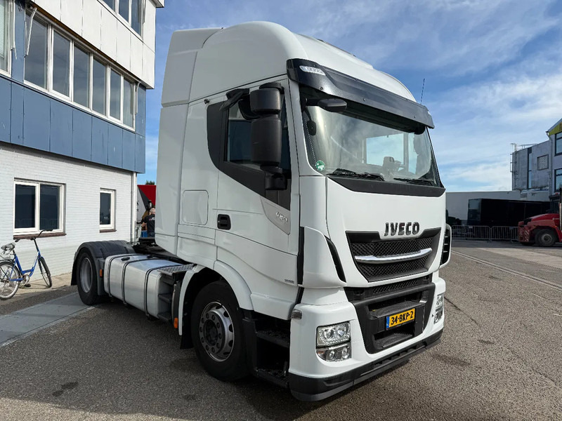 Iveco Stralis 440.42 Iveco AS440STX/P Hi-Way Stralis - Cabeza tractora: foto 1 Iveco Stralis 440.42 Iveco AS440STX/P Hi-Way Stralis - Cabeza tractora: foto 1