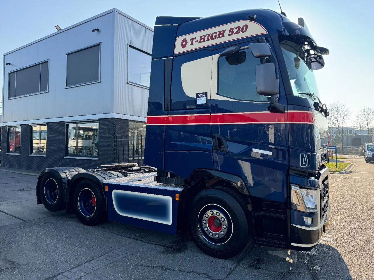 Renault T520 6X2 EURO 6 HYDRAULIC BOOGIE - Cabeza tractora: foto 3 Renault T520 6X2 EURO 6 HYDRAULIC BOOGIE - Cabeza tractora: foto 3