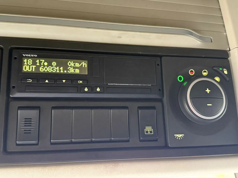 Cabeza tractora Volvo FH 460 6X2 EURO 6 - FH5: foto 11 Cabeza tractora Volvo FH 460 6X2 EURO 6 - FH5: foto 11