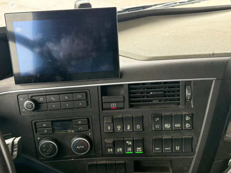 Cabeza tractora Volvo FH 460 6X2 EURO 6 - FH5: foto 10 Cabeza tractora Volvo FH 460 6X2 EURO 6 - FH5: foto 10