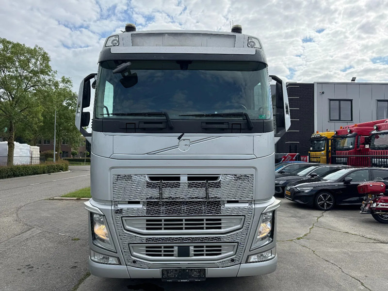Cabeza tractora Volvo FH 460 6X2 PALFINGER 2300 + REMOTE CONTROL: foto 19 Cabeza tractora Volvo FH 460 6X2 PALFINGER 2300 + REMOTE CONTROL: foto 19
