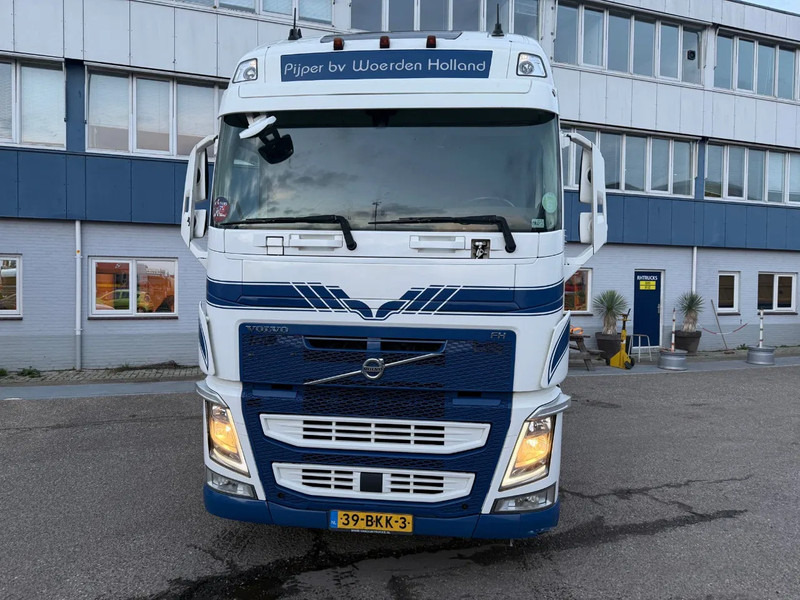 Volvo FH 500 4X2 EURO 6 SKIRTS PARK COOL - Cabeza tractora: foto 2 Volvo FH 500 4X2 EURO 6 SKIRTS PARK COOL - Cabeza tractora: foto 2