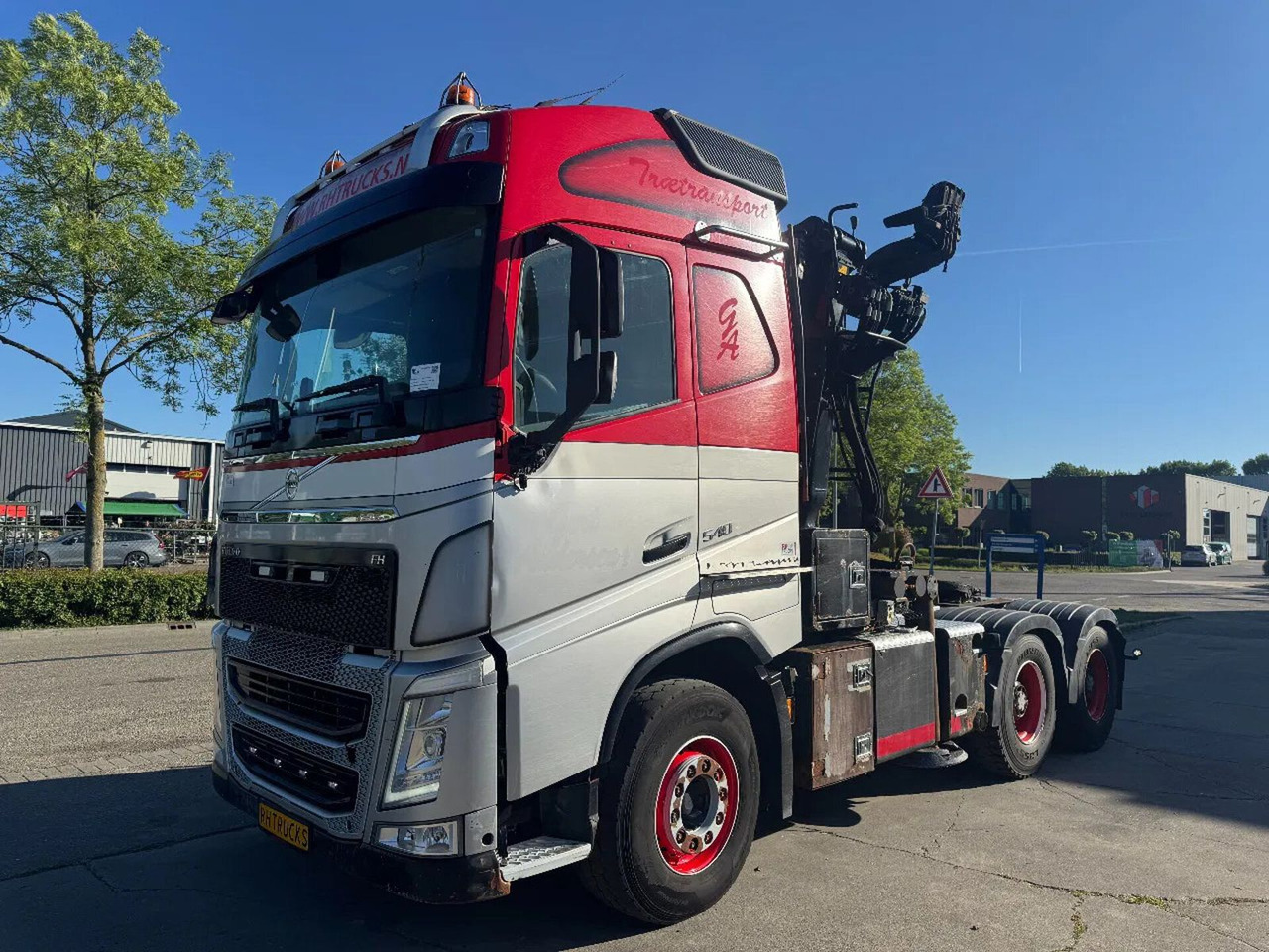 Volvo FH 540 6X4 - EURO 6 + PALFINGER EPSILON S260Z96 - Cabeza tractora: foto 5 Volvo FH 540 6X4 - EURO 6 + PALFINGER EPSILON S260Z96 - Cabeza tractora: foto 5