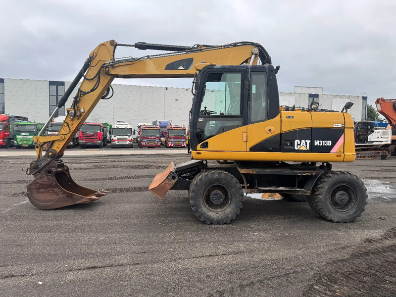 Caterpillar M313D 7212 HOURS - Excavadora de ruedas: foto 5 Caterpillar M313D 7212 HOURS - Excavadora de ruedas: foto 5