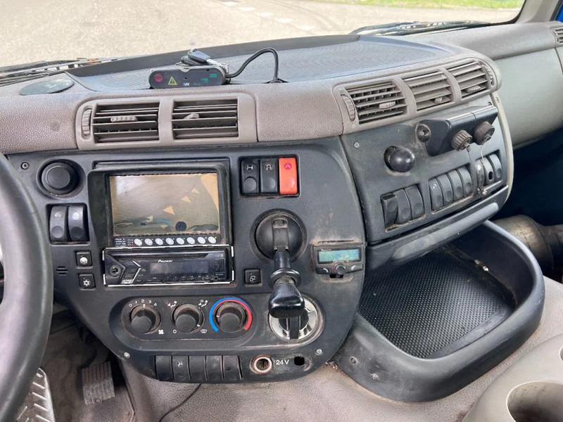 Camión portacontenedor de cadenas DAF CF 85.360 6X2 EURO 5 HYVA SKIPLOADER + NIDO: foto 17 Camión portacontenedor de cadenas DAF CF 85.360 6X2 EURO 5 HYVA SKIPLOADER + NIDO: foto 17