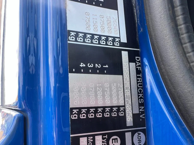 Camión portacontenedor de cadenas DAF CF 85.360 6X2 EURO 5 HYVA SKIPLOADER + NIDO: foto 13 Camión portacontenedor de cadenas DAF CF 85.360 6X2 EURO 5 HYVA SKIPLOADER + NIDO: foto 13