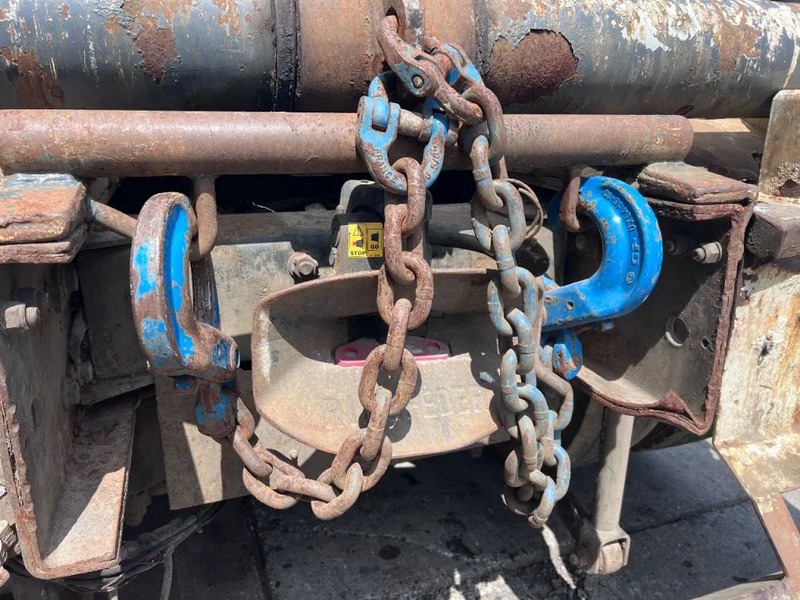 Camión portacontenedor de cadenas DAF CF 85.360 6X2 EURO 5 HYVA SKIPLOADER + NIDO: foto 8 Camión portacontenedor de cadenas DAF CF 85.360 6X2 EURO 5 HYVA SKIPLOADER + NIDO: foto 8