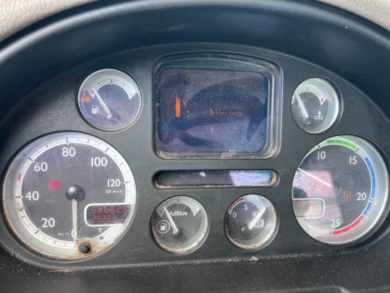 Camión portacontenedor de cadenas DAF CF 85.360 6X2 EURO 5 HYVA SKIPLOADER + NIDO: foto 15 Camión portacontenedor de cadenas DAF CF 85.360 6X2 EURO 5 HYVA SKIPLOADER + NIDO: foto 15