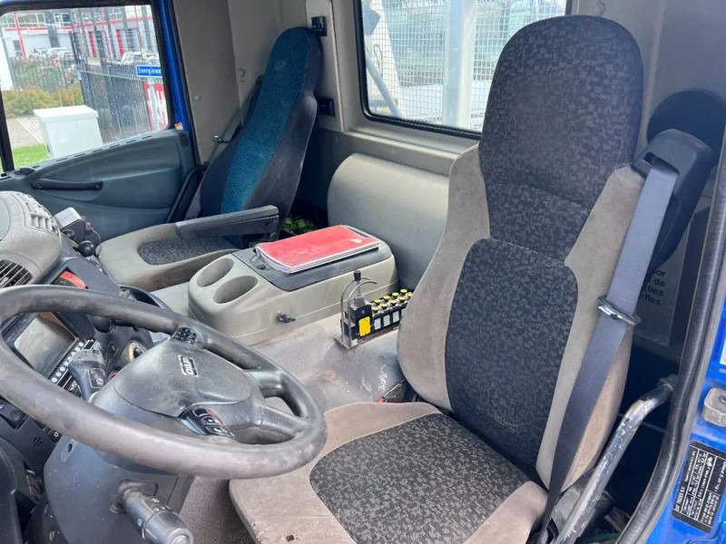 Camión portacontenedor de cadenas DAF CF 85.360 6X2 EURO 5 HYVA SKIPLOADER + NIDO: foto 19 Camión portacontenedor de cadenas DAF CF 85.360 6X2 EURO 5 HYVA SKIPLOADER + NIDO: foto 19