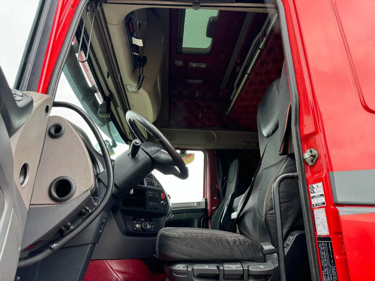 Camión lona DAF XF 480 6X2 EURO 6 2018AUTOMATIC DAF XF 480 6X2 EURO 6 2018 AUTOMATIC: foto 7