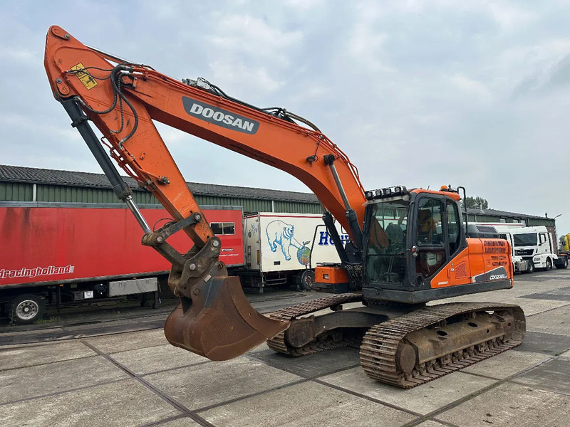 Doosan DX235LC 5 - ONLY 4226 HOURS - - Excavadora de cadenas: foto 3 Doosan DX235LC 5 - ONLY 4226 HOURS - - Excavadora de cadenas: foto 3