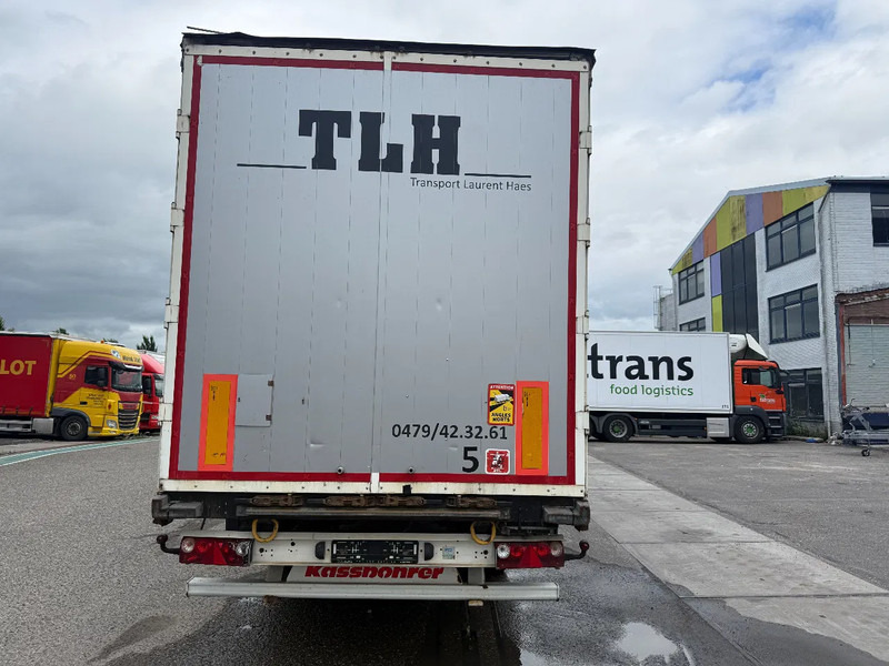 Kässbohrer XS - 3 AXLE - SAF + SLIDING ROOF - DISC BRAKES - Semirremolque lona: foto 5 Kässbohrer XS - 3 AXLE - SAF + SLIDING ROOF - DISC BRAKES - Semirremolque lona: foto 5