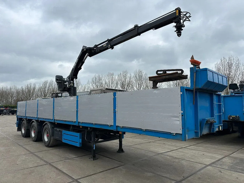 Kwb HIAB 130R-206-2006 - Semirremolque plataforma/ Caja abierta: foto 2 Kwb HIAB 130R-206-2006 - Semirremolque plataforma/ Caja abierta: foto 2