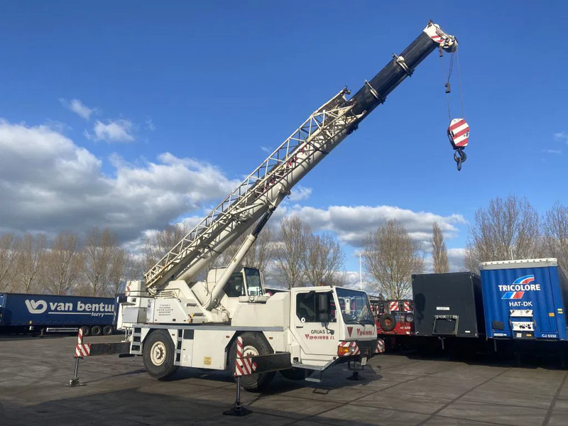 Liebherr LTM1030 - Grúa todo terreno: foto 1 Liebherr LTM1030 - Grúa todo terreno: foto 1