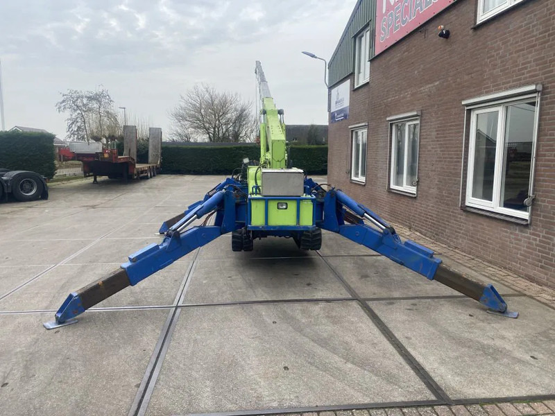 Maeda MC-305C - Grúa sobre orugas: foto 3 Maeda MC-305C - Grúa sobre orugas: foto 3