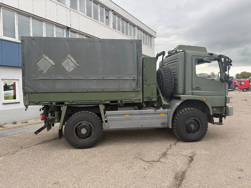 Mercedes-Benz ATEGO 1018 A 4X4 ONLY 63965 KM - Camión lona: foto 5 Mercedes-Benz ATEGO 1018 A 4X4 ONLY 63965 KM - Camión lona: foto 5