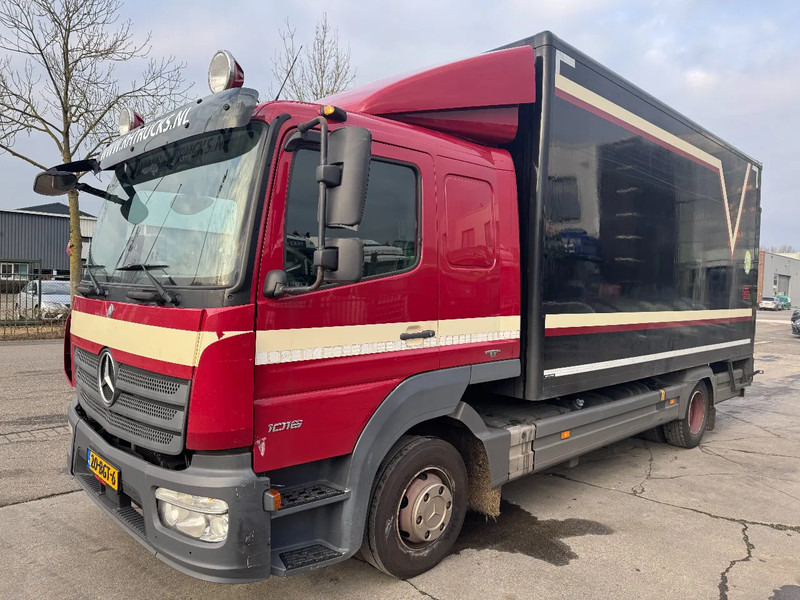 Mercedes-Benz Atego 1016 4X2 - EURO 6 + DHOLLANDIA LIFT - Camión caja cerrada: foto 1 Mercedes-Benz Atego 1016 4X2 - EURO 6 + DHOLLANDIA LIFT - Camión caja cerrada: foto 1