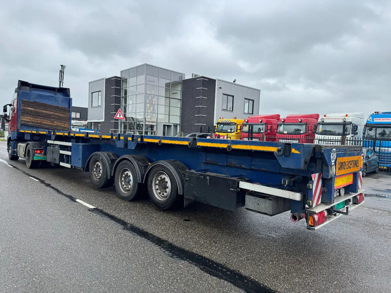 Schmidt HAGEN 3 AXLE + LIFTING AXLE - Semirremolque plataforma/ Caja abierta: foto 5 Schmidt HAGEN 3 AXLE + LIFTING AXLE - Semirremolque plataforma/ Caja abierta: foto 5