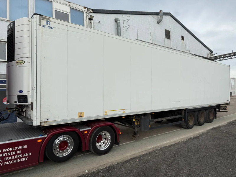 Schmitz Cargobull Schmitz Cargobull PRICES FROM €6950 TO €8950,- 40 X CARRIER 1850 MT D/E SAF AXELS - Semirremolque frigorífico: foto 1 Schmitz Cargobull Schmitz Cargobull PRICES FROM €6950 TO €8950,- 40 X CARRIER 1850 MT D/E SAF AXELS - Semirremolque frigorífico: foto 1