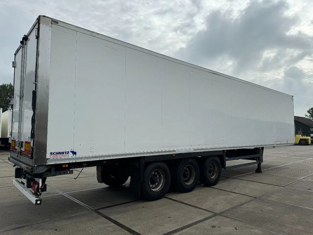 Schmitz Cargobull THERMO KING SLXE200 BPW AXLE - Semirremolque frigorífico: foto 3 Schmitz Cargobull THERMO KING SLXE200 BPW AXLE - Semirremolque frigorífico: foto 3