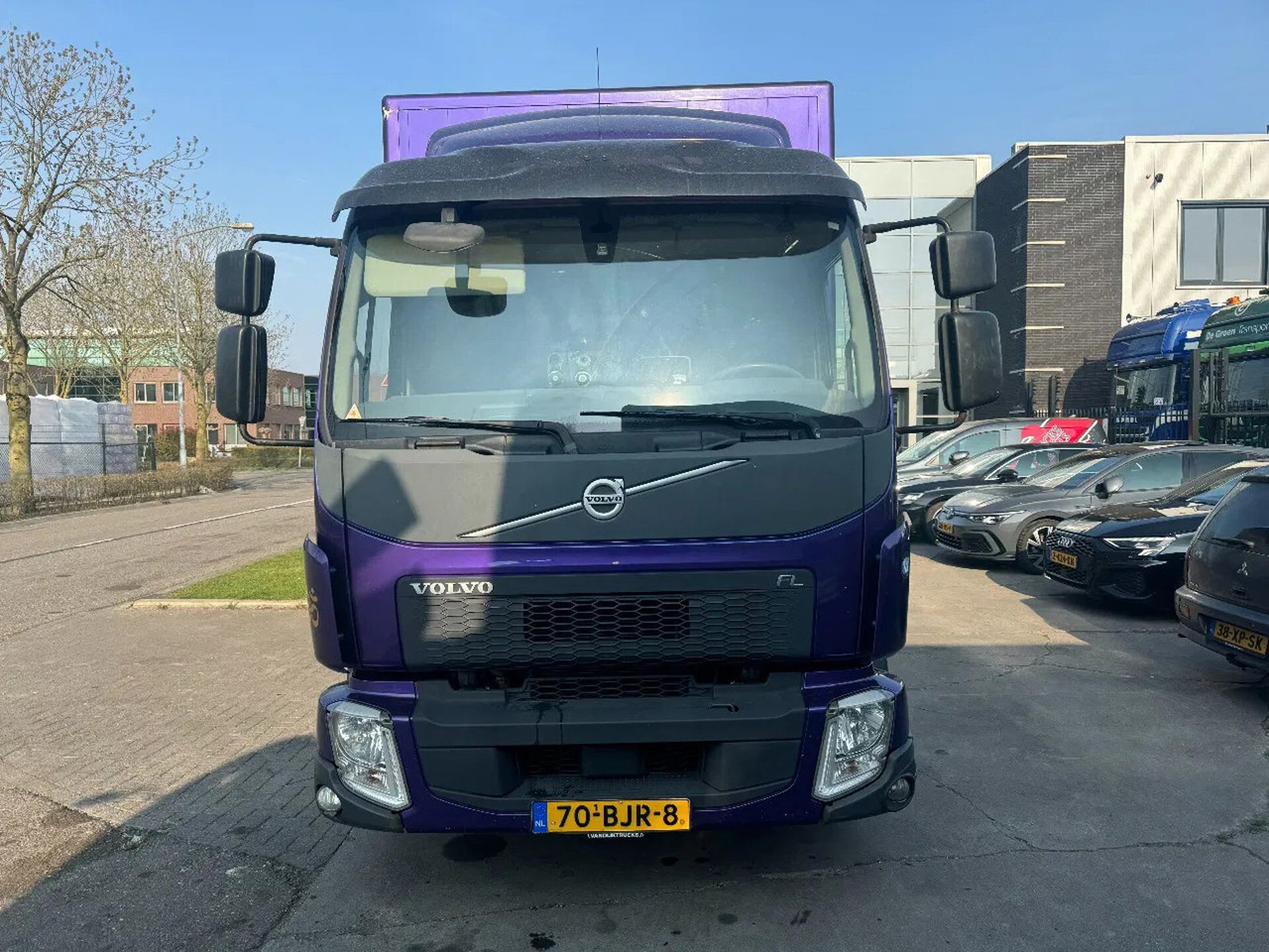 Volvo FL 250 4X2 EURO 6 BOX DHOLLANDIA 1500 KG - Camión caja cerrada: foto 2 Volvo FL 250 4X2 EURO 6 BOX DHOLLANDIA 1500 KG - Camión caja cerrada: foto 2