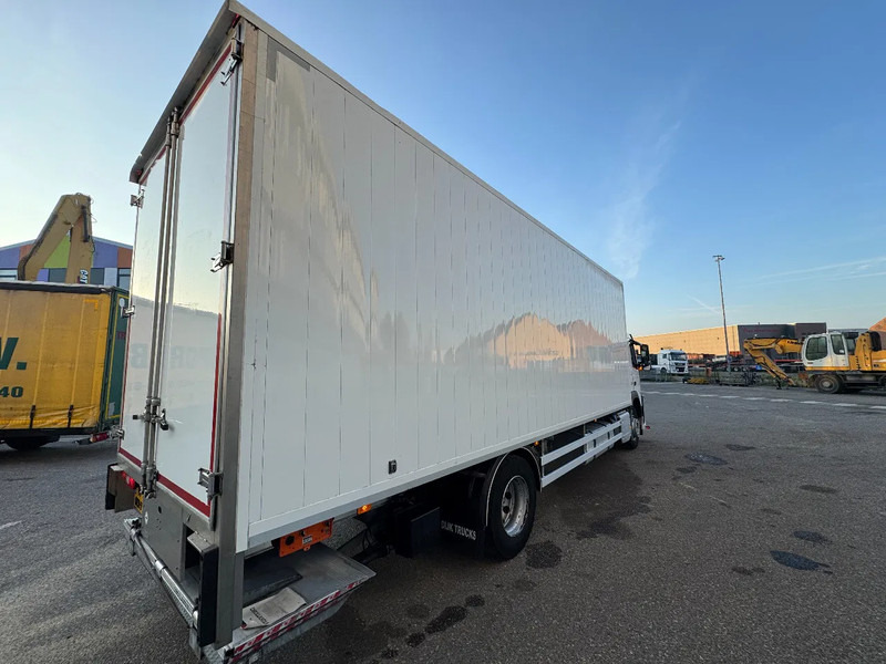 Volvo FM 330 4X2 EURO 6 DHOLLANDIA CLOSED BOX - Camión caja cerrada: foto 5 Volvo FM 330 4X2 EURO 6 DHOLLANDIA CLOSED BOX - Camión caja cerrada: foto 5