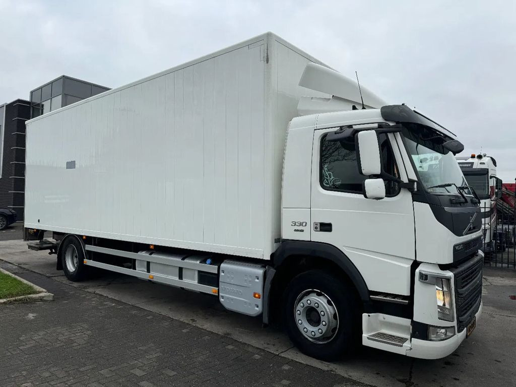 Volvo FM 330 4X2 - EURO 6 + DHOLLANDIA LIFT + ONLY 500 - Camión caja cerrada: foto 3 Volvo FM 330 4X2 - EURO 6 + DHOLLANDIA LIFT + ONLY 500 - Camión caja cerrada: foto 3