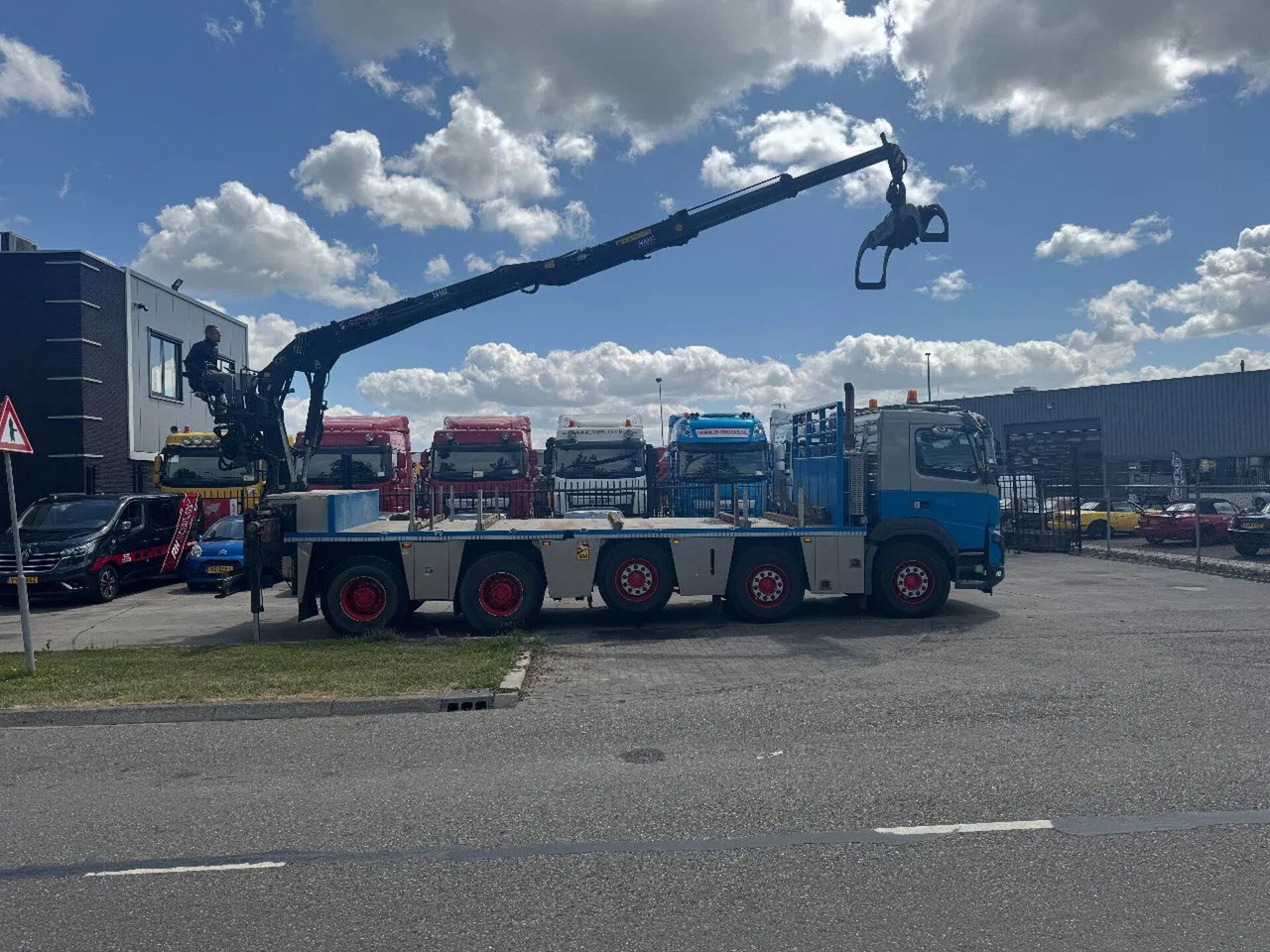 Volvo FMX 460 10X4 HIAB J2640ZT + HULTDINS GRIJPER HUB - Camión caja abierta, Camión grúa: foto 4 Volvo FMX 460 10X4 HIAB J2640ZT + HULTDINS GRIJPER HUB - Camión caja abierta, Camión grúa: foto 4