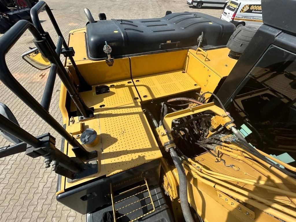 Excavadora de cadenas CATERPILLAR 320 EL: foto 11